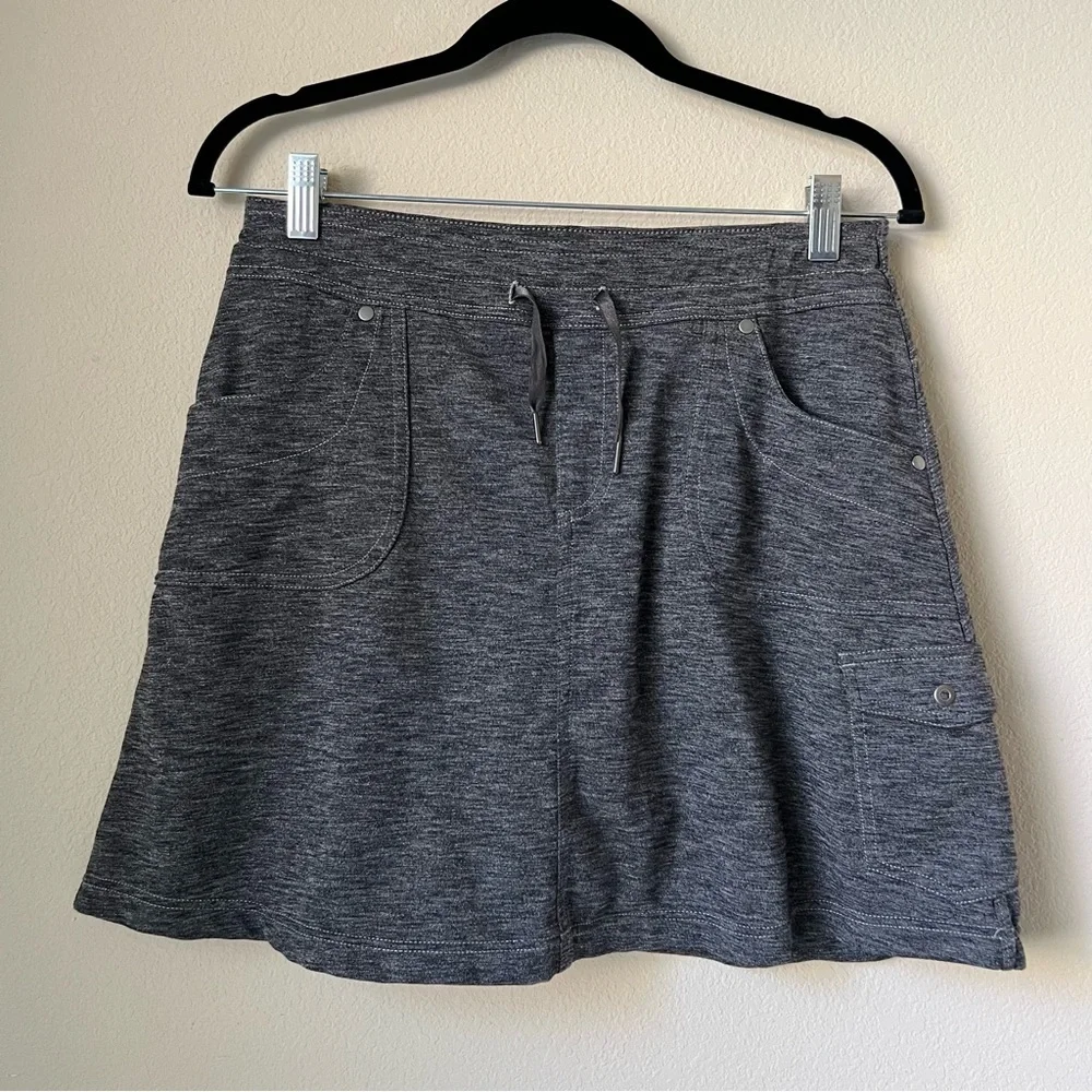 KUHL Women's Mova Skort Mini Skirt with Integrated Shorts Dark Gray Size S
